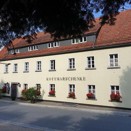 Kottmarschenke - Gaestezimmer Und Ferienwohnung Am Kottmar Exteriör bild