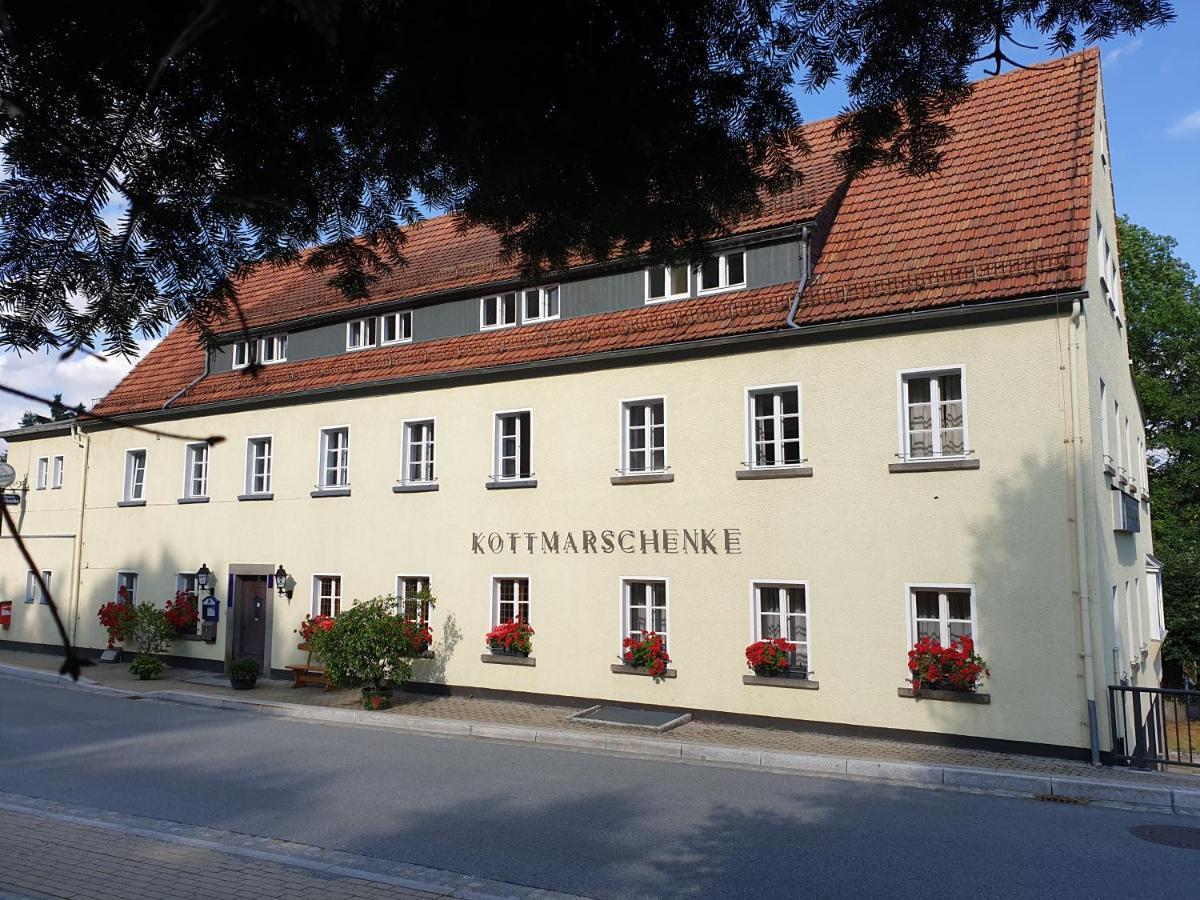 Kottmarschenke - Gaestezimmer Und Ferienwohnung Am Kottmar Exteriör bild